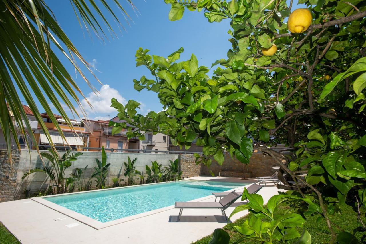 Villa Rosa Residence サンタ・マリア・ディ・カステッラバーテ エクステリア 写真